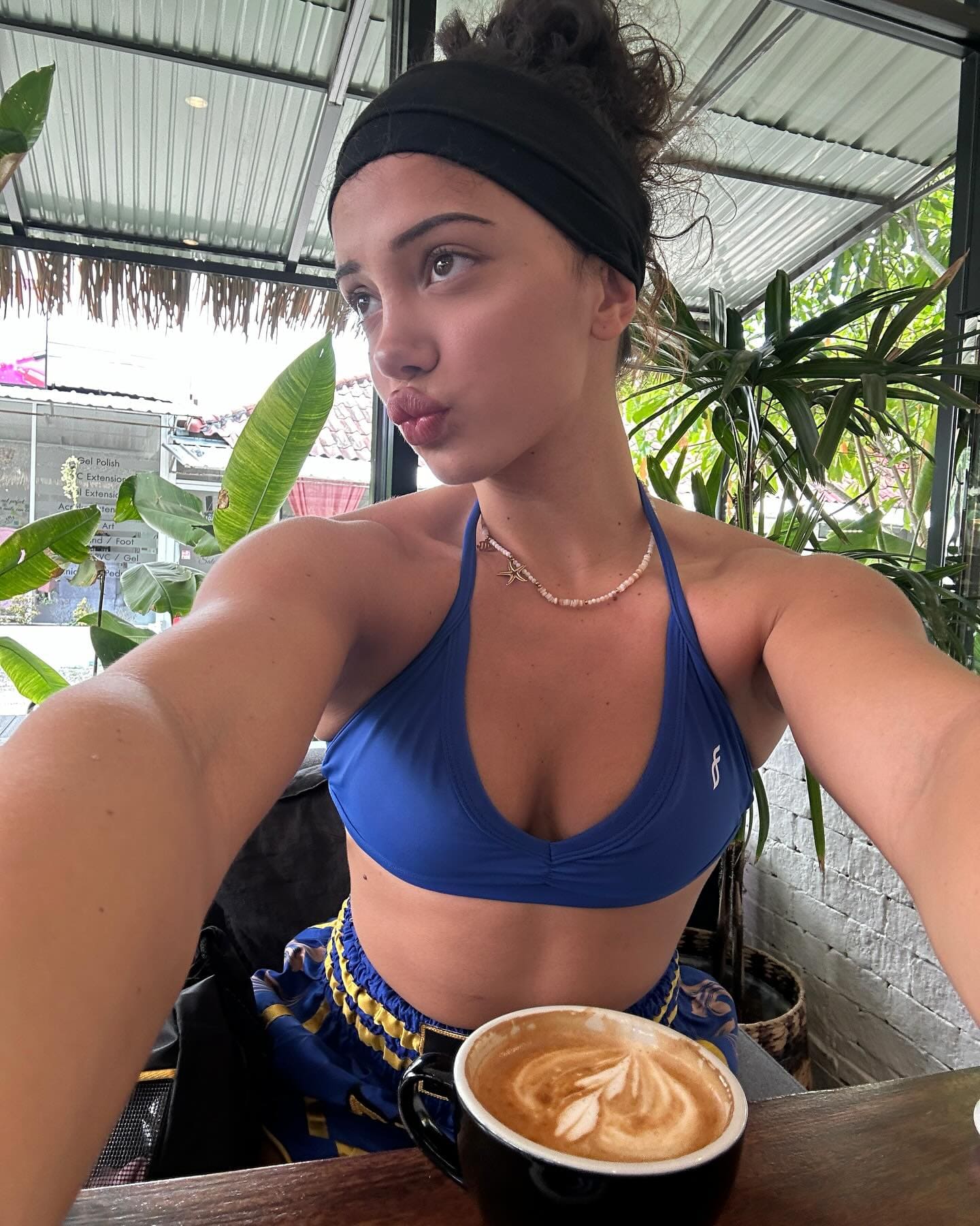 Melimtx Instagram model photo